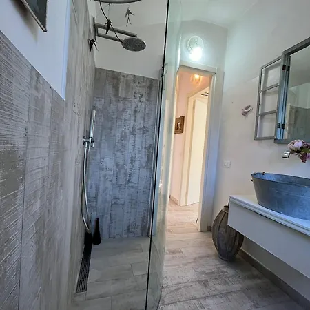 La Petite Apartment *